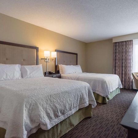 Hampton Inn מרידיאן מראה חיצוני תמונה